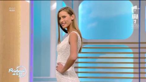 Stil de succes cu Ellida Toma. Andreea Veneciuc, noua colecție de ținute elegante