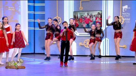 Andreas Maxer feat. Mini Friendship și The Best Dance cântă, la Neatza, piesa "Tu, mama!"