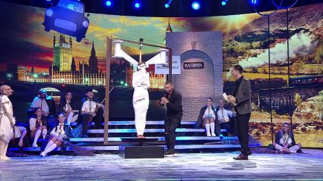 Diana Munteanu și nea Mărin, împachetați în pânză albă pe "Scena Misterelor"!