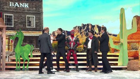 Nea Mărin l-a luat la palme pe cel mai temut asasin din lumea benzilor desenate, Deadpool