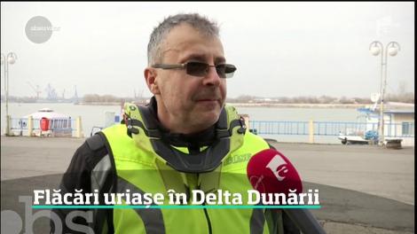 S-a stins focul în Deltă, dar au rămas în urmă nori negri de fum