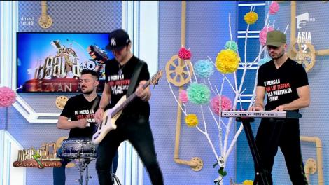 Connect-R - colaj muzical de excepție