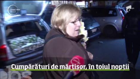 Cumpărături de mărțișor, în toiul nopții