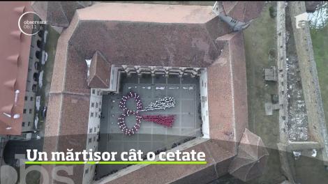 Mărţişor format din 365 de copii, în Cetatea Făgăraş