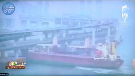 Smiley News: Un căpitan rus beat a intrat cu o navă cargo într-un pod