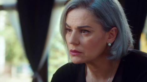 Magda încearcă să-i aline durerea Anei, dar află că fiul ei îşi consideră soția o criminală