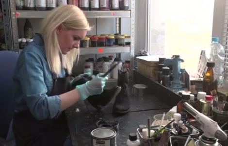 Un grup de cizmari din Polonia dau lumii întregi o lecţie de generozitate