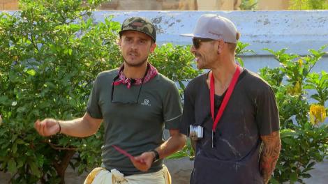 Șerban și George pornesc în următoarea cursă într-o mașină de epocă: Îmi place foarte mult, mai ales ventilatorul ăsta prins cu un șurub