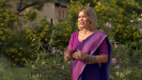 CRBL și Oase, pedepsiți din nou la ”Asia Express”! Reacția concurentului după ce a încălțat papucii din lemn: ”Mi-am rupt picioarele”