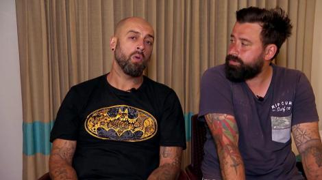 CRBL şi Oase, cazaţi într-o casă cu 13 pisici: Cred că asta e cazarea lui Ruby