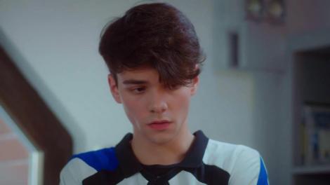 Helen îi spune Anei adevărul despre moșia tatălui său