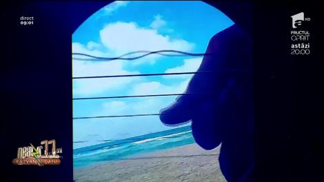 Smiley News. Filmare din chitară. Ce ai vedea dacă te-ai afla într-o chitară, la malul mării