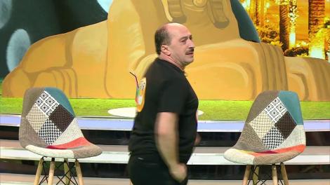 Romică Țociu mimează melodia - Mă înec în ochii tăi. Șerban Copoț: Nu înțeleg nimic