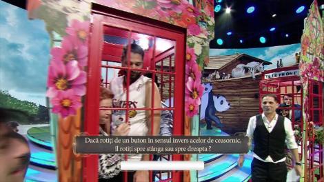 Oaspeți nepoftiți, în cabina telefonică - cel mai înghesuit joc de la Scena Misterelor!
