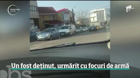Un fost deţinut fără permis a lovit cinci maşini, într-o urmărire ca în filme, prin Constanţa! Poliţiştii au tras focuri de armă, ca să-l oprească