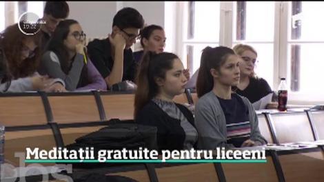 Facultăţile din Bucureşti au dat startul unui nou program educaţional. Meditaţii gratuite pentru liceeni
