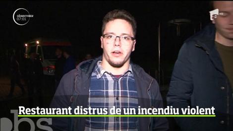 Incendiu violent şi risc de explozie la un restaurant dintr-un complex turistic din Târgu Mureş