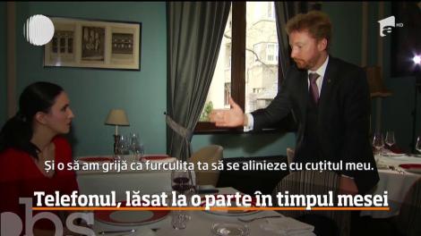 Meseria de ospătar, la rang de artă. Care sunt secretele și sfaturile pentru servirea unei mese un succes