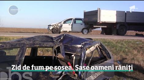 Zid de fum pe șosea. Șase oameni au fost răniți