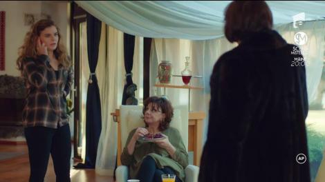 Alex este pus de autorități să facă reconstituirea luptei dintre el și Adrian