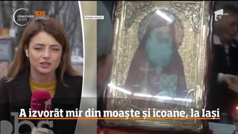 Din icoanele şi moaştele aduse la Iaşi au început să izvorască mir! Oamenii şi-au atins lucrurile de mirul care a izvorât din obiectele sfinte