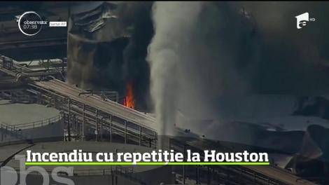 Incendiu cu repetiție la un depozit de chimicale din Houston