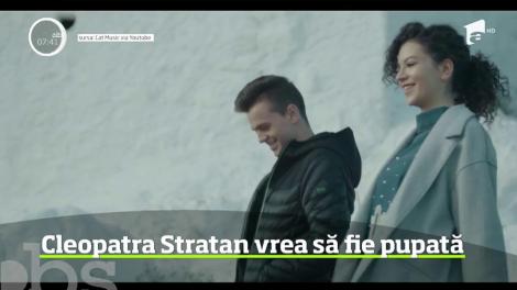 Cleopatra Stratan a lansat o nouă piesă, "Pupă-mă". Pentru videoclip, artista şi-a schimbat complet look-ul
