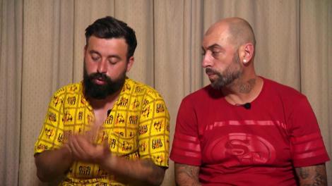 CRBL şi-a pus la gât lanțul cu "Morodan" primit de Oase: Îl țin să văd dacă îmi poartă ghinion