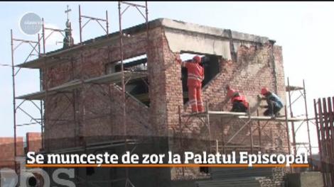 Palatul Episcopal Greco-Catolic din Oradea se reface după incendiul devastator