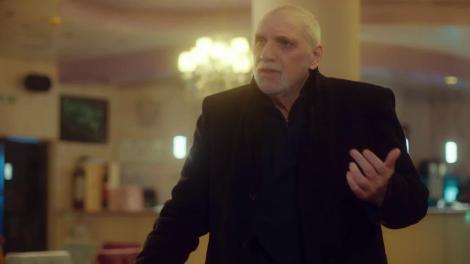 Dan Lăzărescu, săltat de Poliţie: "Amprentele dumnevoastră s-au găsit de arma crimei"