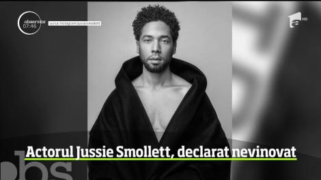 Actorul american Jussie Smollett a fost achitat în dosarul unde i s-au adus nu mai puţin de 16 acuzaţii că şi-ar fi înscenat un atac rasist