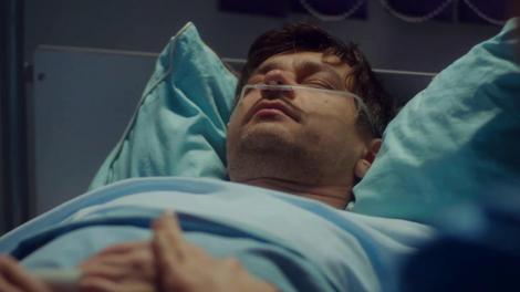 Adrian dă semne de revenire pe patul de spital!