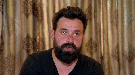 Oase, zugrav de ocazie: "Numai var nu am mai făcut în India"