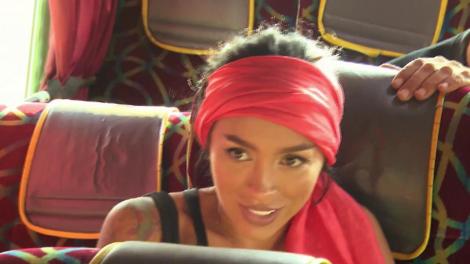 Probă neașteptată. Vedetele trebuie să rezolve un quiz. Fantomă, cimitir sau cruce, care dintre cuvinte nu îi declanșează Cocuței nevoia de a bate în lemn?