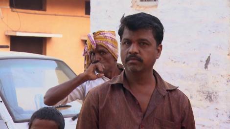 Concurenții sunt speriați și dezgustați de atâta mizerie! Cocuța: Cum se uită oamenii la mine...  Zici că mai au puțin și mă omoară!