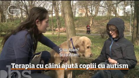 Copiii care suferă de anumite forme de autism pot face progrese foarte mari cu ajutorul terapiei cu câini