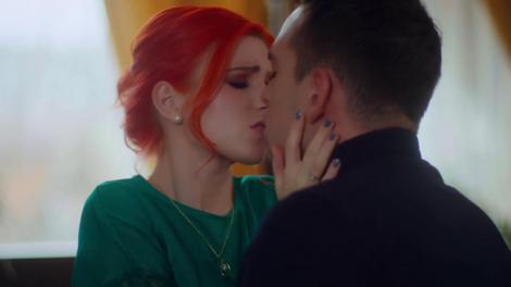 Ioan și Ana, din nou împreună! Cei doi își declară iubirea din priviri și printr-un sărut