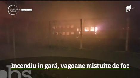 A fost incendiu de proporţii în gara din oraşul Caransebeş