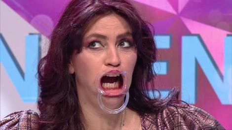 Masca Hellboy, lupta pentru indicii. Rona Hartner & Andrei Duban și Oana Roman & Nea Mărin, probleme la proba de citire