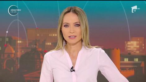 Un poliţist a fost filmat în timp ce conducea cu un picior pe volan