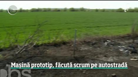 O maşină de peste o sută de mii de euro s-a făcut scrum dintr-o greşeală de amator. Bolidul era transportat pe o platformă, când a luat foc pe autostradă