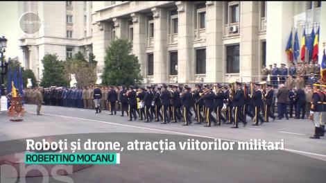 După 15 ani în NATO, România se laudă cu tehnică nouă. Copiii soldaţilor români au vrut să vadă cum lucrează părinţii lor