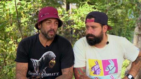 Oase își dă ghipsul jos: E din fibră de sticlă, va fi foarte greu să-l îndepărtăm