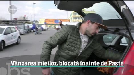 Va fi primul Paşti fără miei cumpăraţi din pieţe şi târguri! Statul a interzis vânzarea animalelor vii