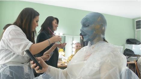 Scena Misterelor - Extra Show. Transformarea Andreei Marin într-un extraterestru