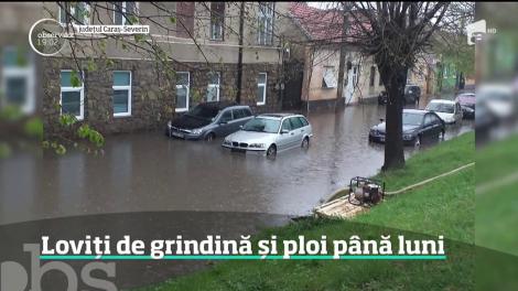 România a fost lovită de un nucleu ciclonic! Vom avea ploi şi chiar ninsori!