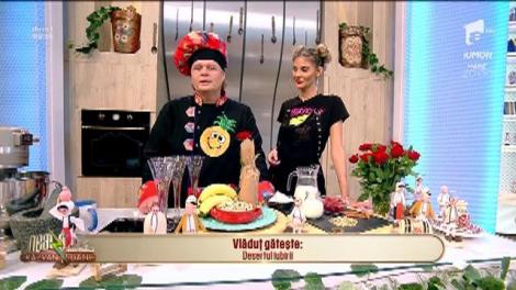 Rețetă dulce. Desertul iubirii cu parfum  de trandafiri