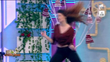 Alla, demonstrație de dans contemporan, pe scena de la Neatza cu Răzvan și Dani