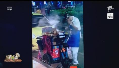 Smiley News. DJ Cârnat mixează muzică la grătar! Aceste imagini îți va creșete apetitul de mâncare