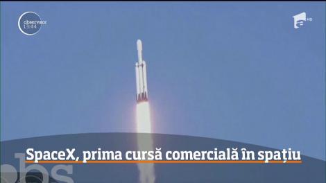 Cea mai puternică rachetă din lume a fost lansată cu succes pentru prima cursă comercială!